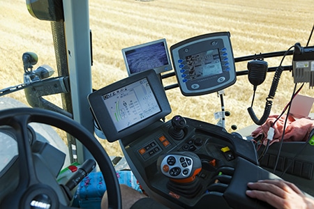 Cockpit einer Landmaschine