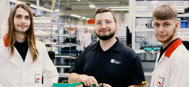 Hoffmann + Krippner - Apprenticeship as electronics technician for devices and systems