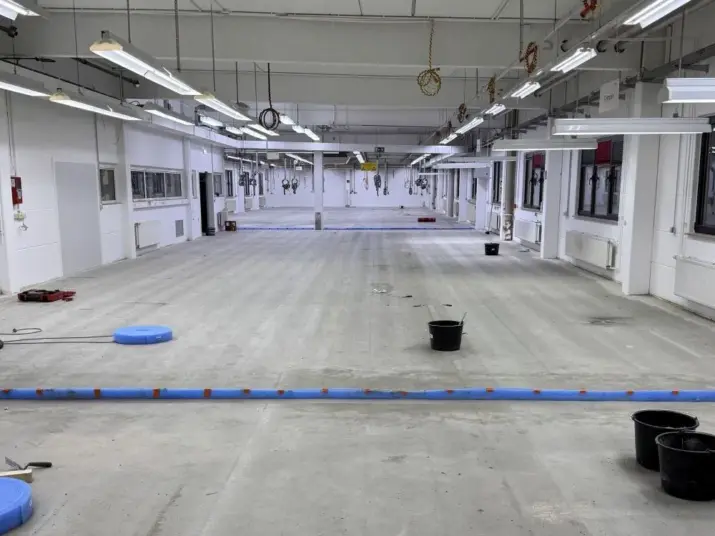 2024 Umzug Produktion boden quer