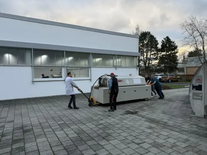 2024 Umzug Produktion esdmaschine